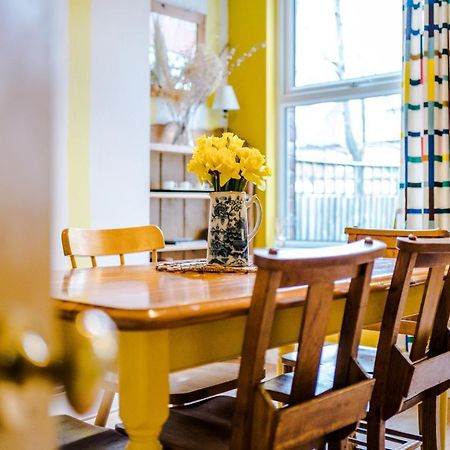 Cosy House With Garden & Parking, Sheffield 빌라 외부 사진